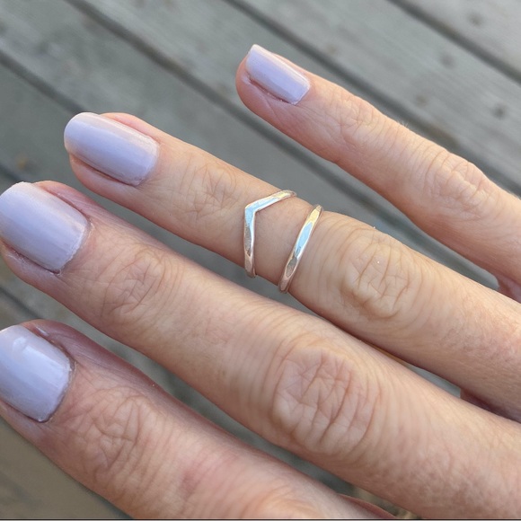 Sterling silver knuckle ring ∙ Stacking rings ∙ Midi rings ∙ Mid finger ring - Picture 2 of 3